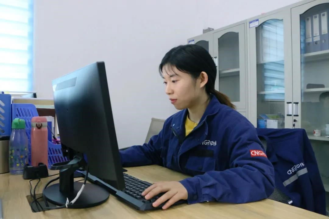 追梦bv伟德源自英国始于1946人丨郭琼：脚踏实地学本领 后起之秀显担当