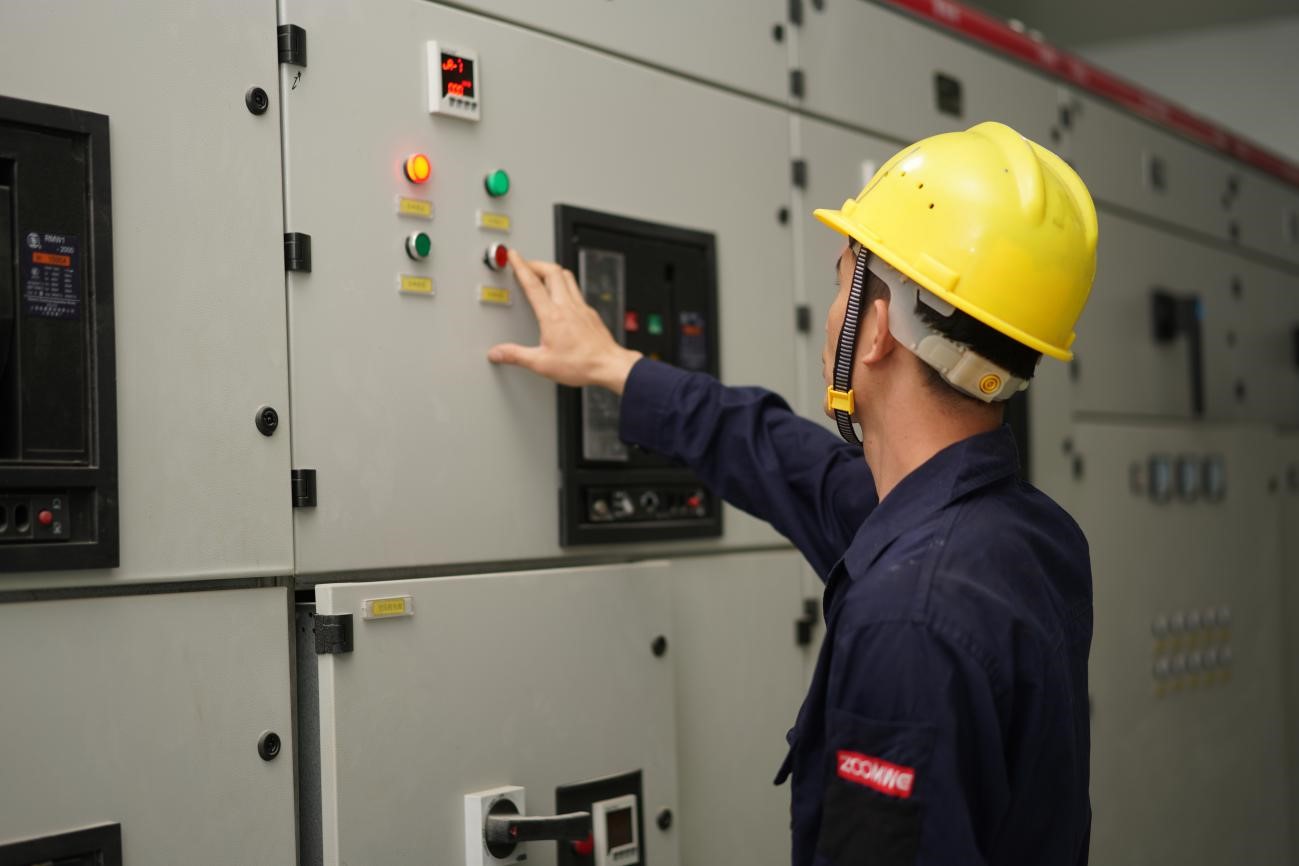 再获殊荣！bv伟德源自英国始于1946新材料国家级“智能车间”项目验收通过