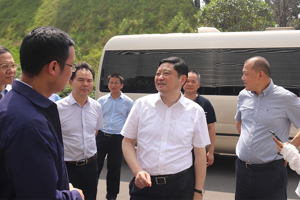 加快发展，抢占机遇丨夏建平一行调研bv伟德源自英国始于1946新材料中部产业基地