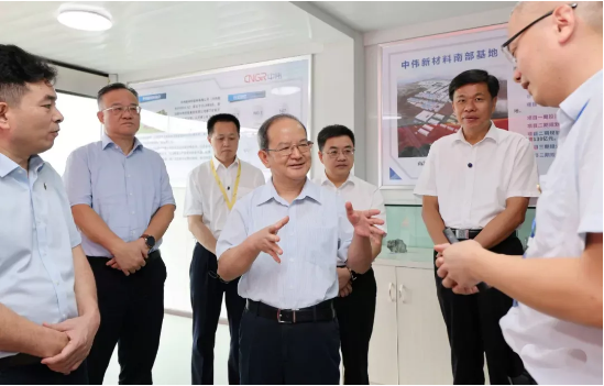 大力发展 大有可为丨广西壮族自治区党委书记鹿心社调研bv伟德源自英国始于1946南部产业基地