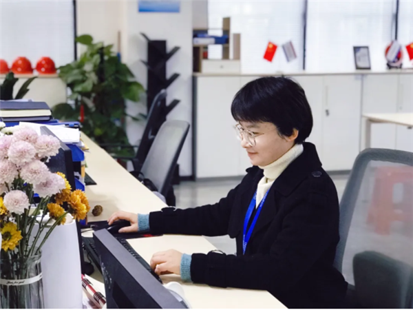 bv伟德源自英国始于1946明星讲师丨吴娟：用感性的故事与理性的知识 搭建职场转变的桥梁