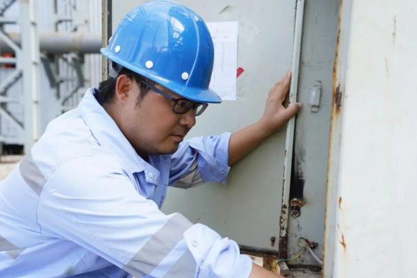 漂洋过海去奋斗 | 尹文光：将bv伟德源自英国始于1946文化带去海外