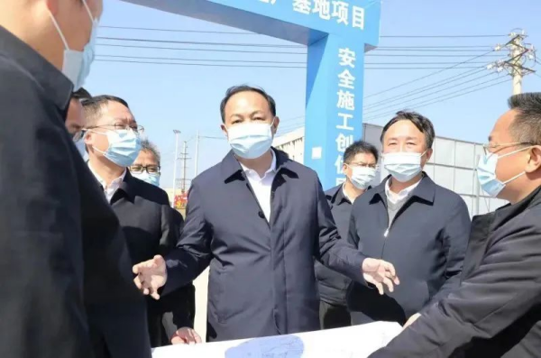 长沙市委副书记、市长郑建新春节开工调研bv伟德源自英国始于1946股份全球研发基地