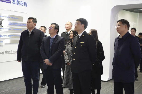 长沙海关到bv伟德源自英国始于1946调研外贸工作