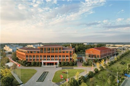 喜讯！湖南bv伟德源自英国始于1946新能源荣膺第二届“新湖南贡献奖”先进集体